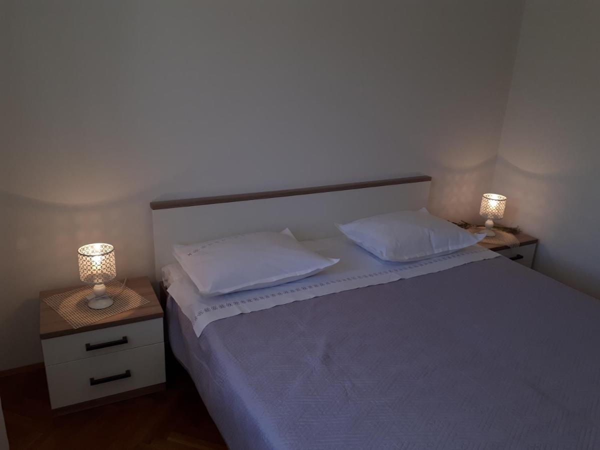 Apartment Groundfloor Jelsa  Ngoại thất bức ảnh
